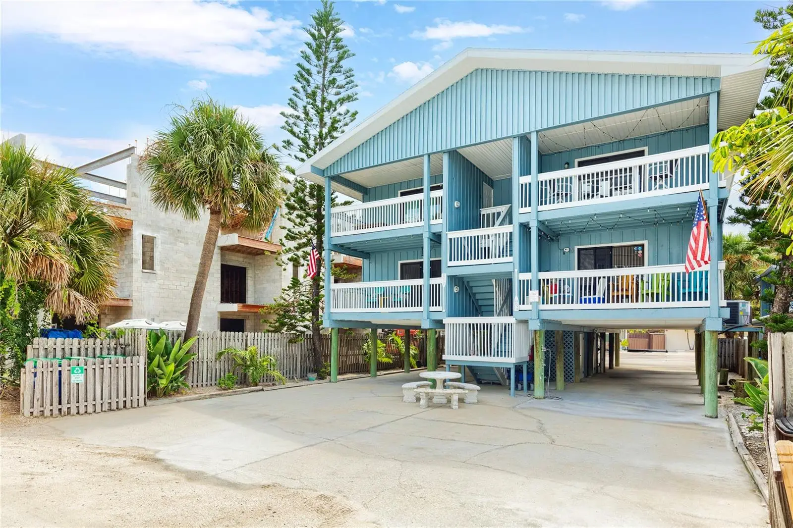 812 Gulf Blvd, FL