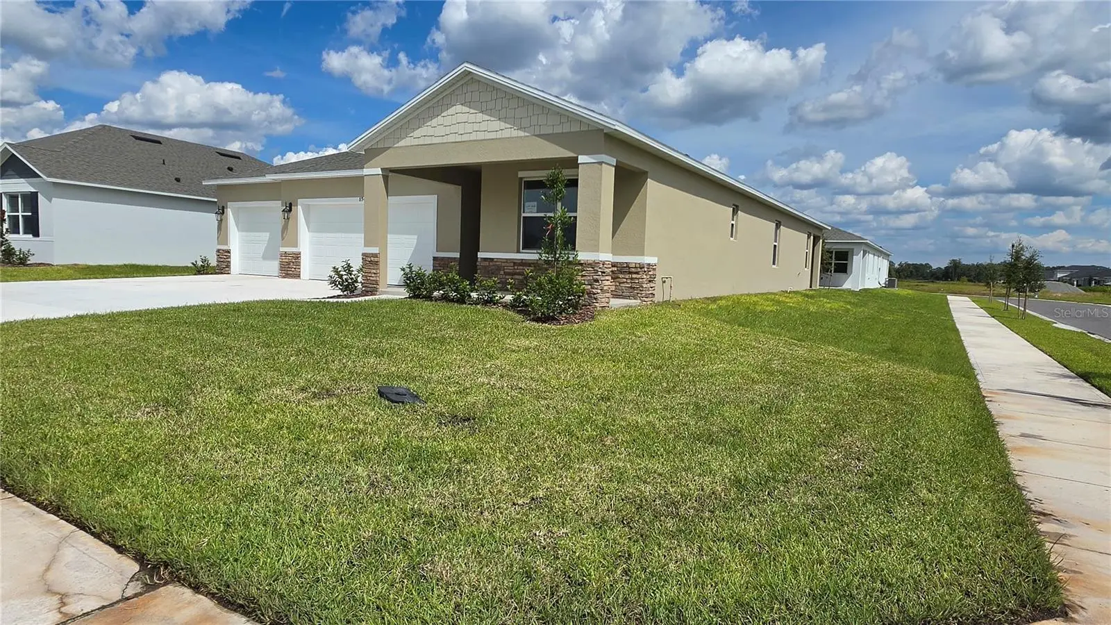 894 Britton Loop, FL
