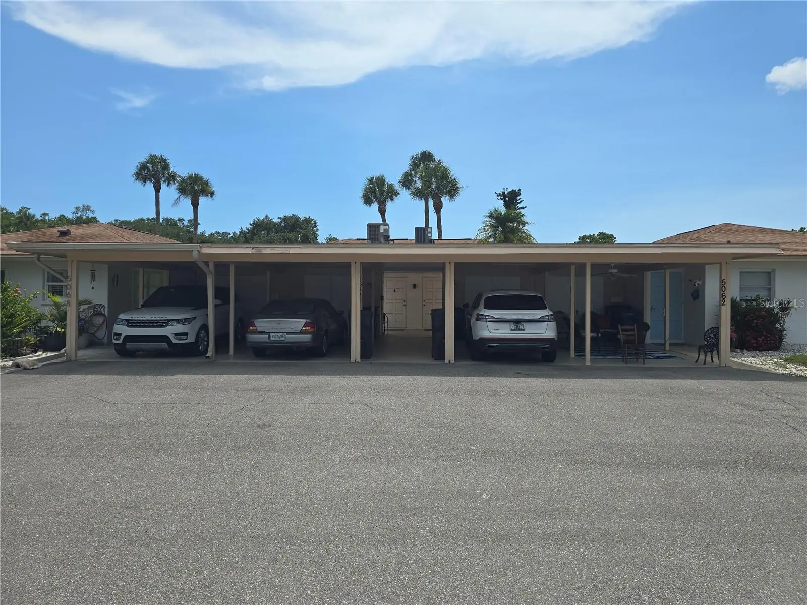 5064 Live Oak Cir, FL