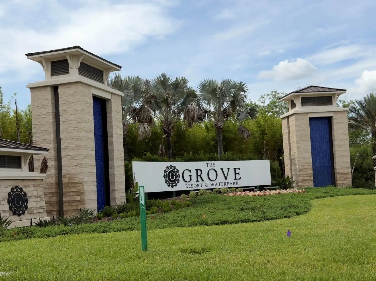 14501 Grove Resort Avenue, FL
