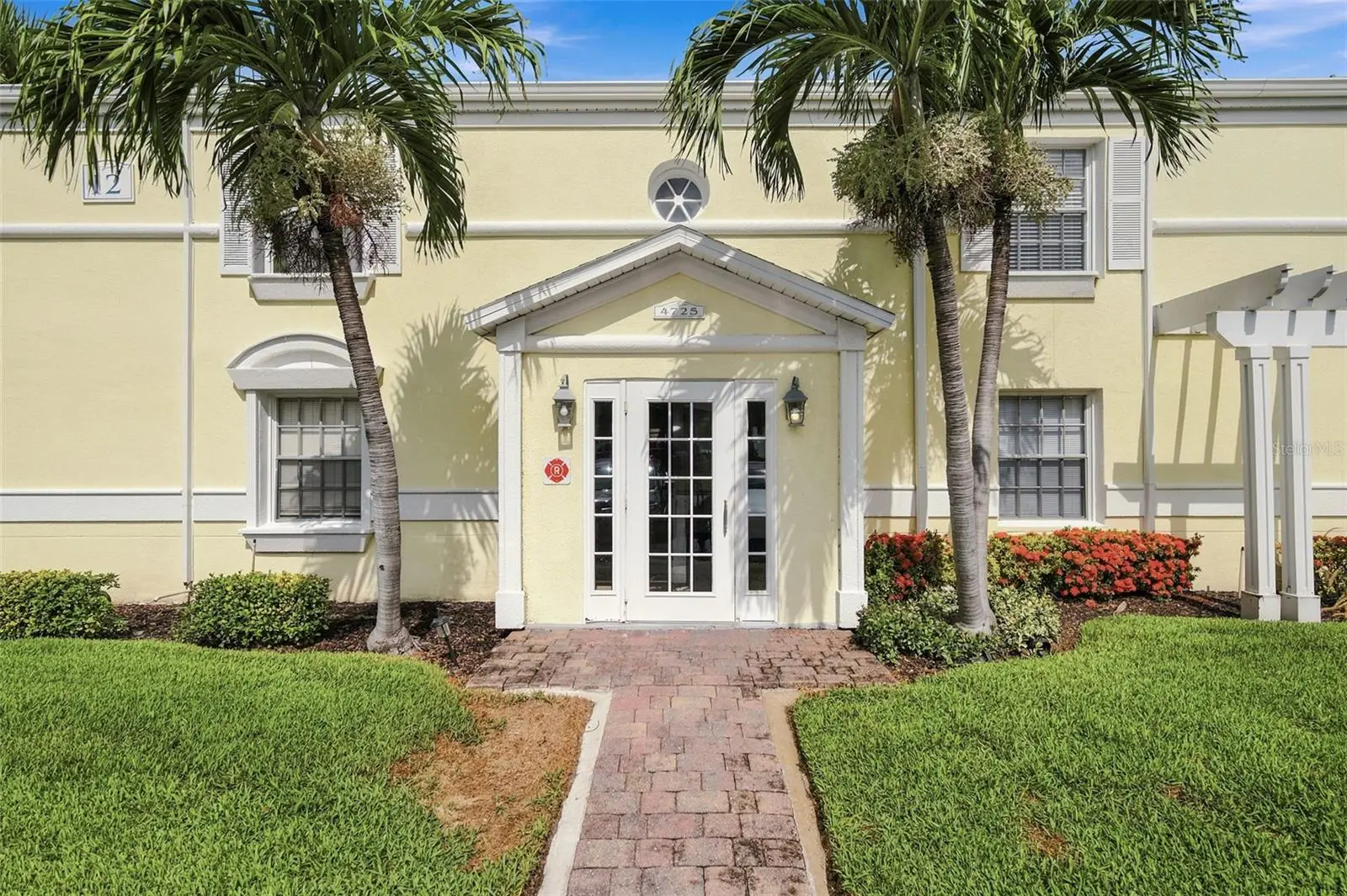 4725 Coquina Key Drive, FL