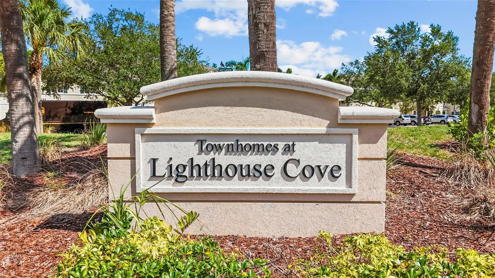 220 Cape Harbour Loop, FL
