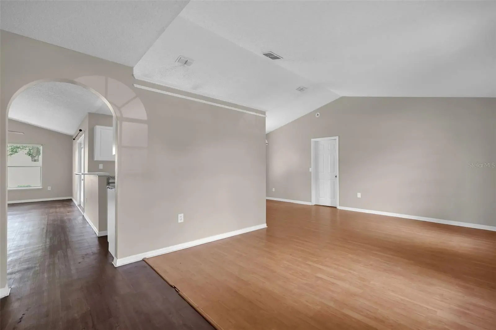 525 Carlsbad Drive, FL