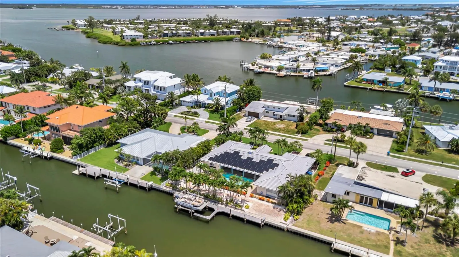 514 Key Royale Drive, FL