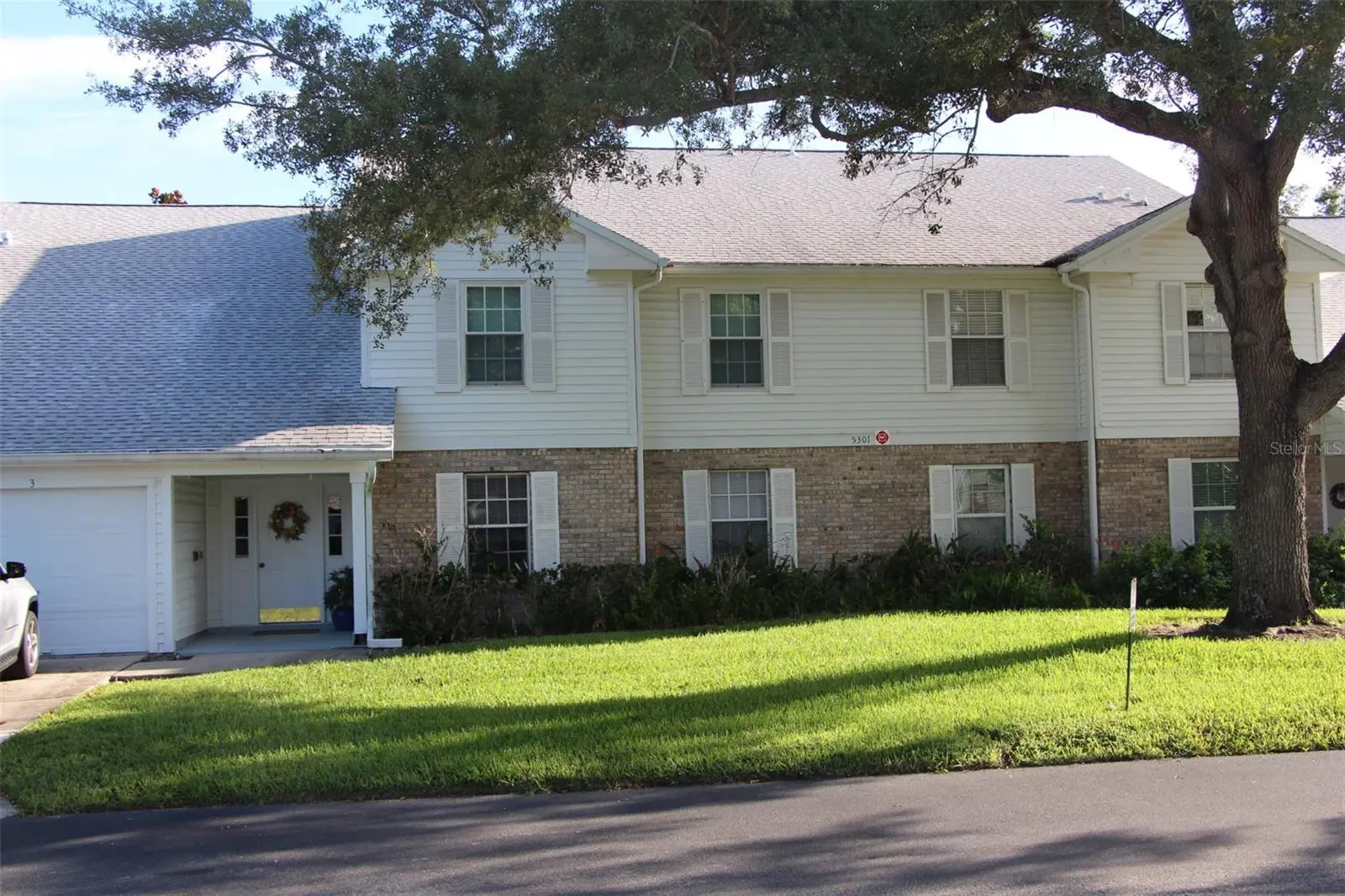 5301 White Cliff Lane, FL