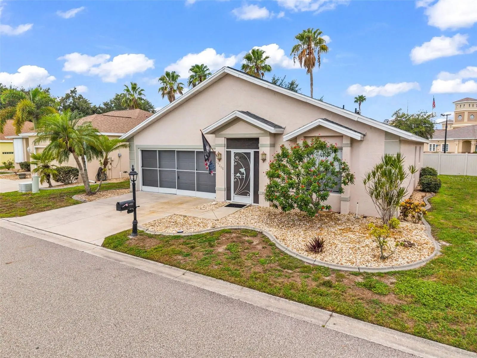 24208 Buckingham Way, FL