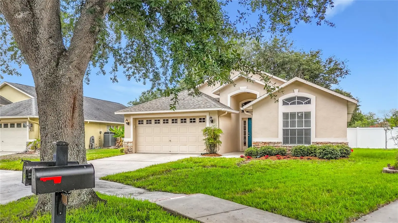 7016 Jamestown Manor Drive, FL