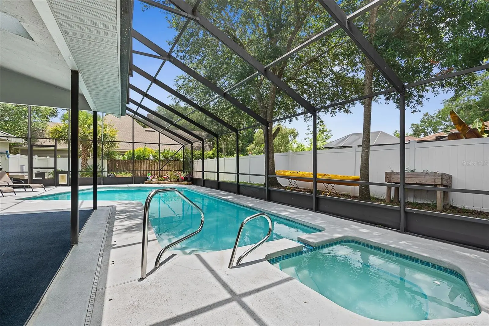 3 Echo Woods Way, FL