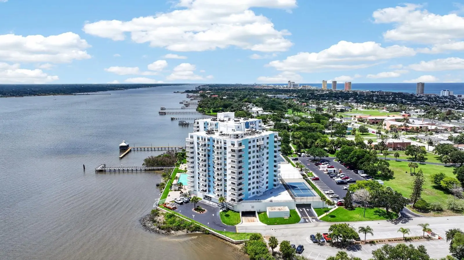 935 Halifax Avenue, FL
