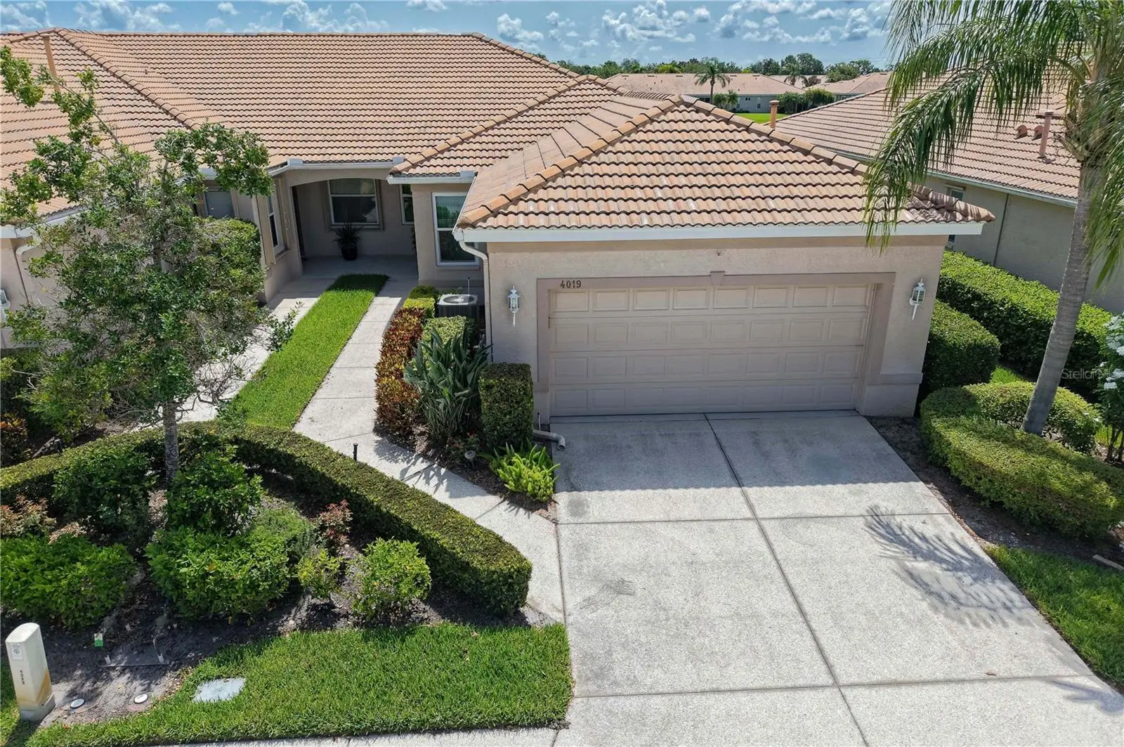 4019 Cascade Falls Drive, FL