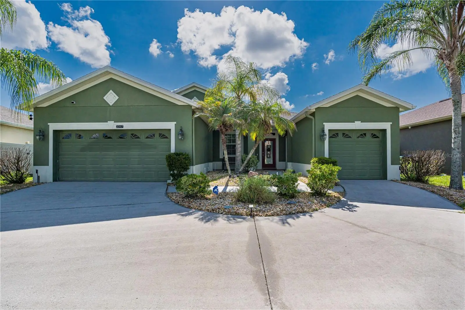 2317 Crosston Circle, FL