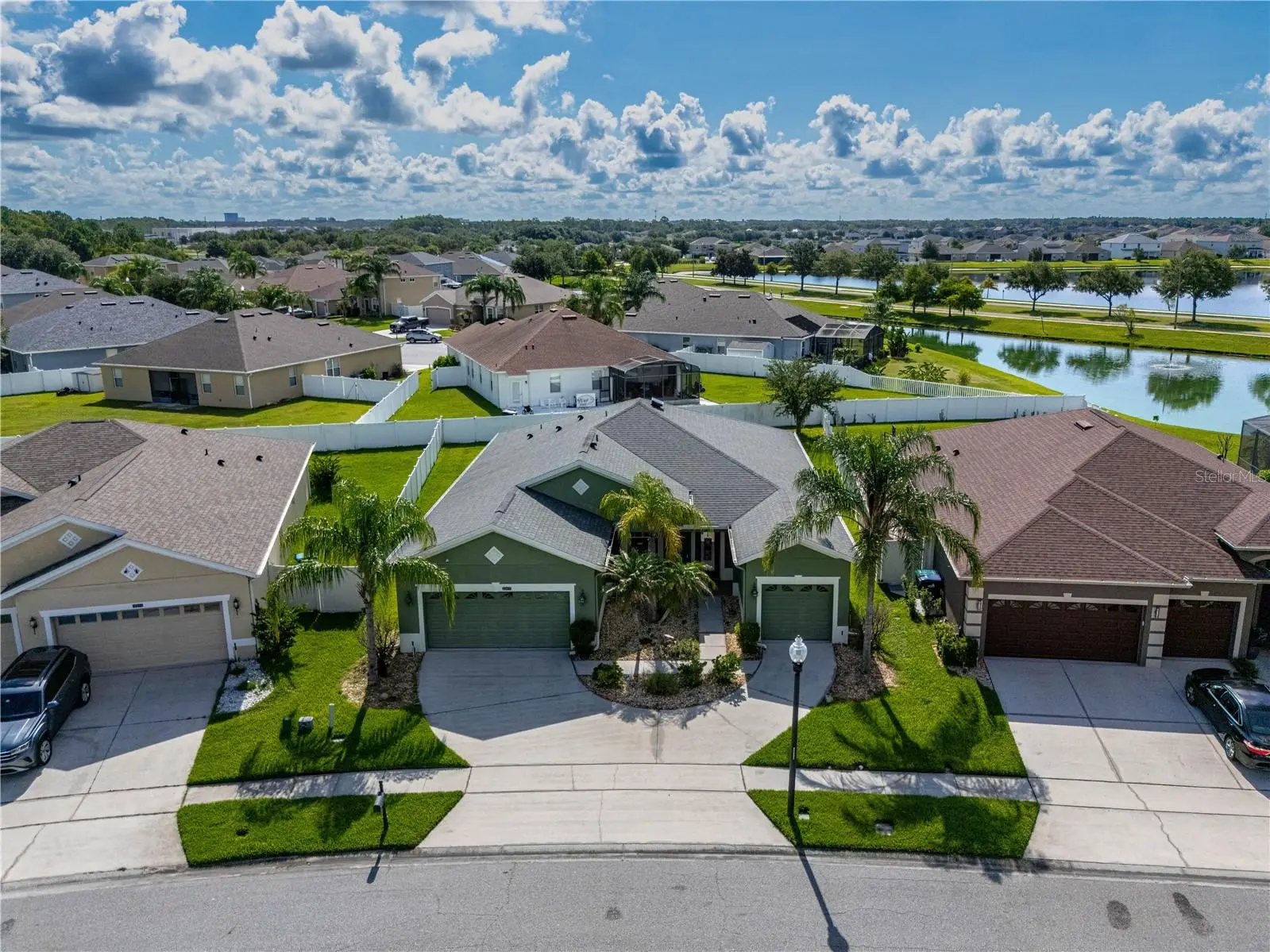 2317 Crosston Circle, FL