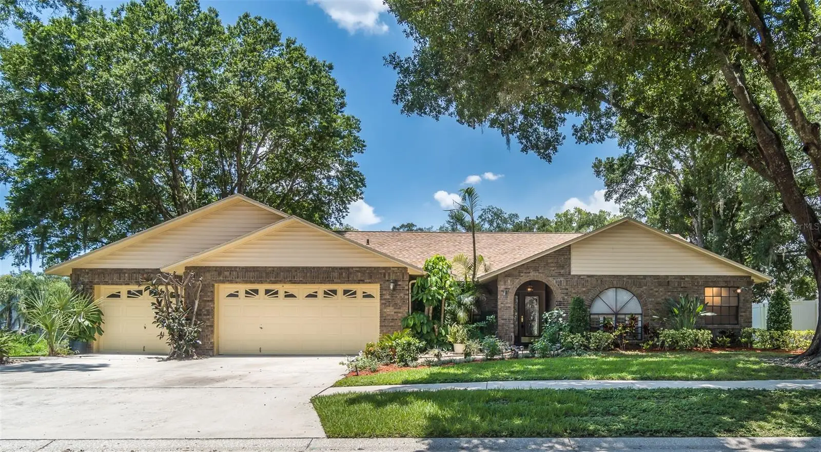714 Pennyroyal Place, FL