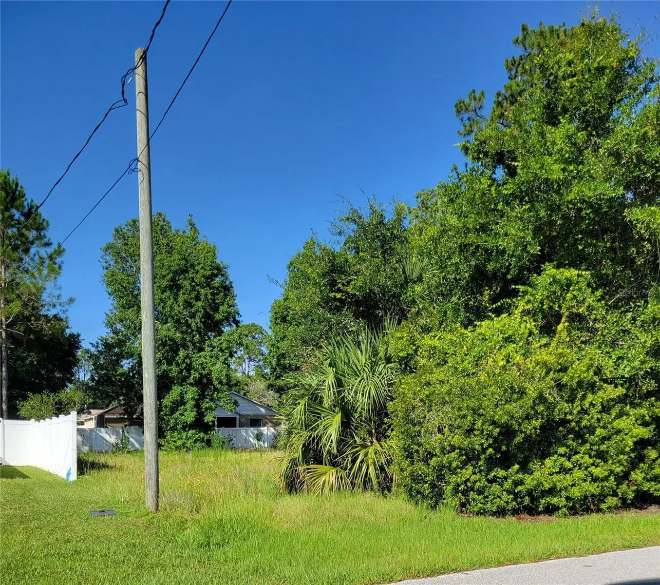 106 Rolling Sands Drive, FL