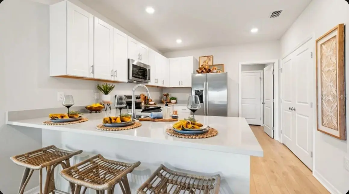 6565 Equinox Lane, FL
