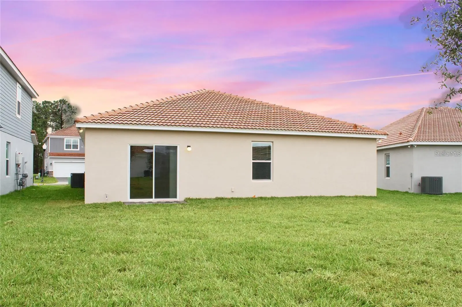 1162 Oak Bluff Drive, FL