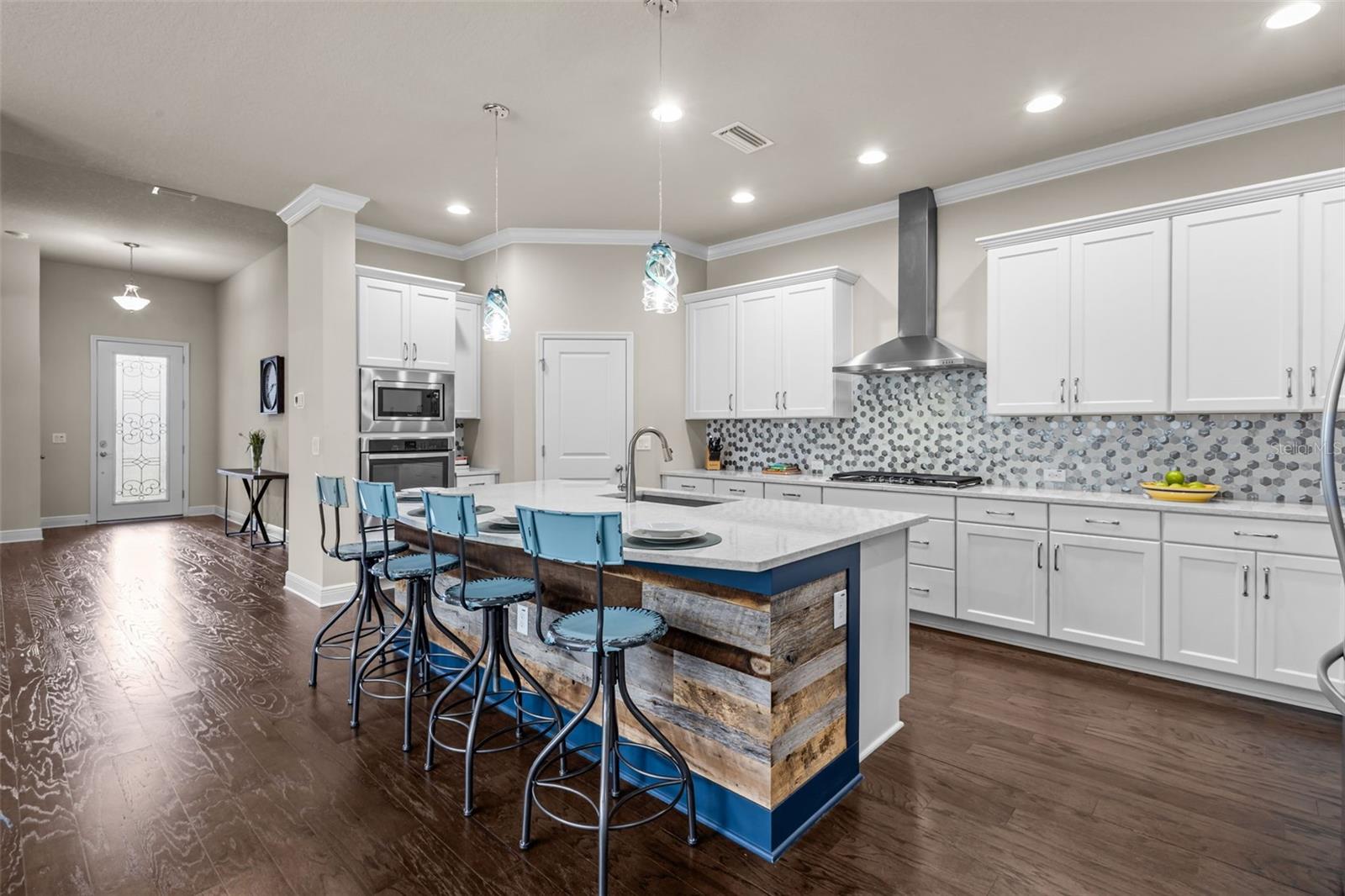 2902 Long Bow Way, FL