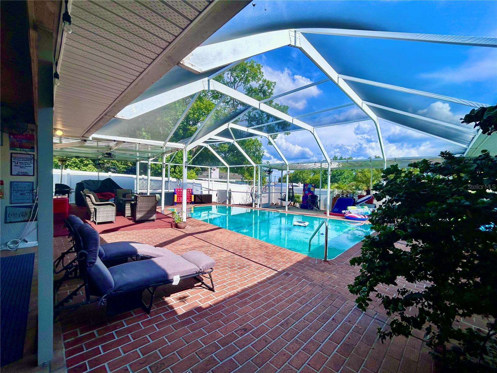 1826 6th Street, FL