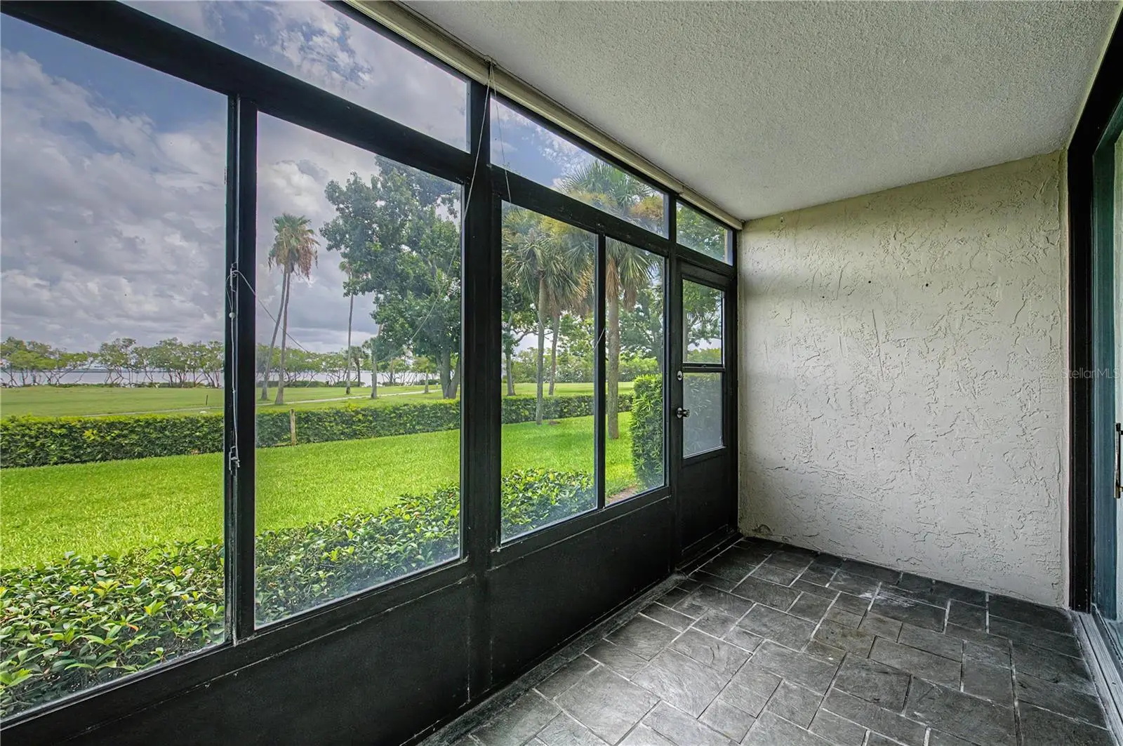 2618 Cove Cay Drive, FL