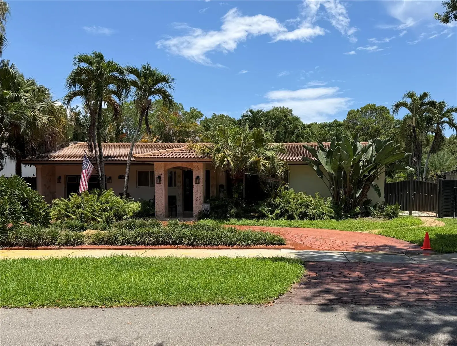 14821 Palmetto Palm Avenue, FL