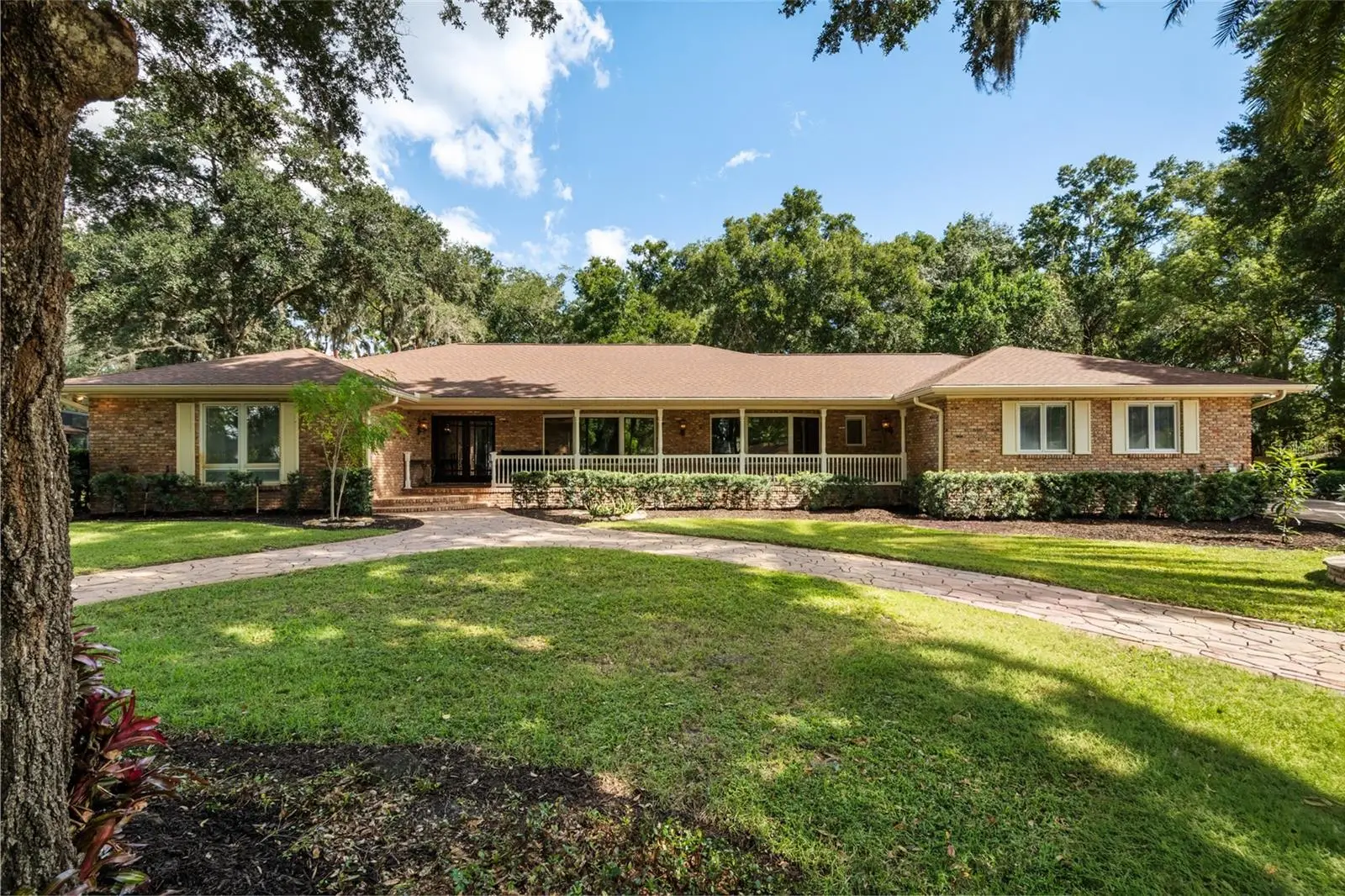 2009 Woody Drive, FL