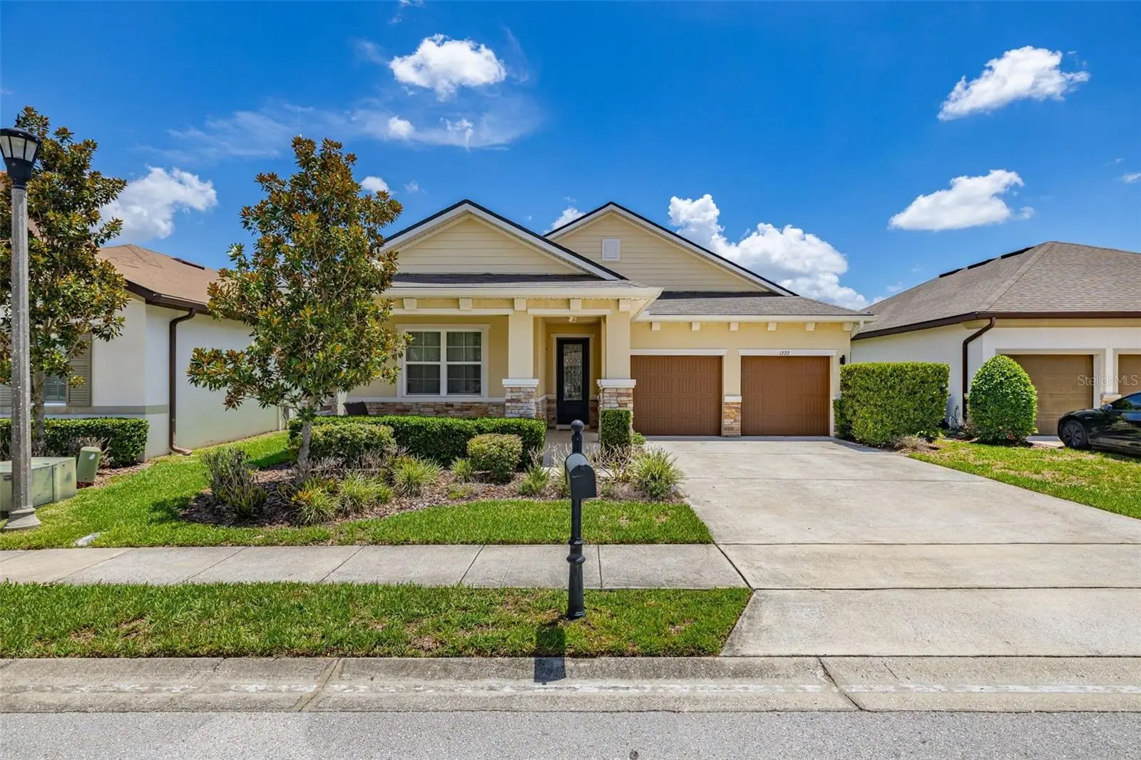 1222 Yorkshire Court, FL
