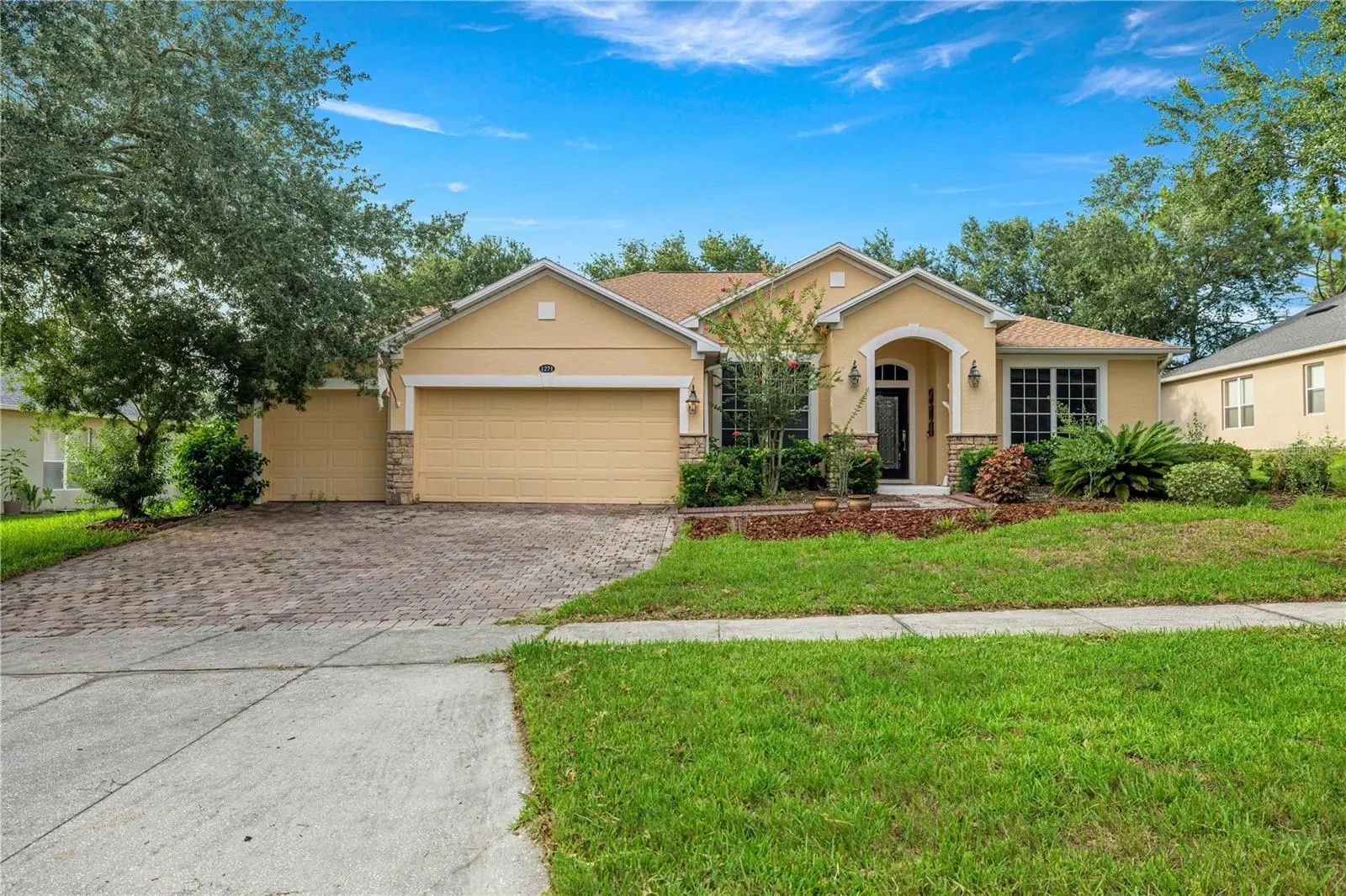 1271 Lattimore Drive, FL