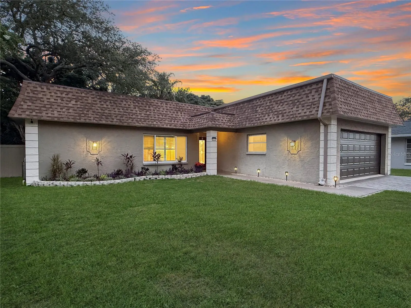 1011 Winding Oaks Drive, FL