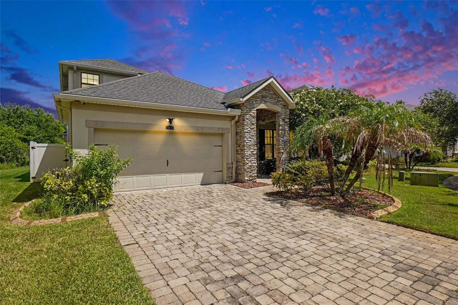 12324 Streambed Drive, FL