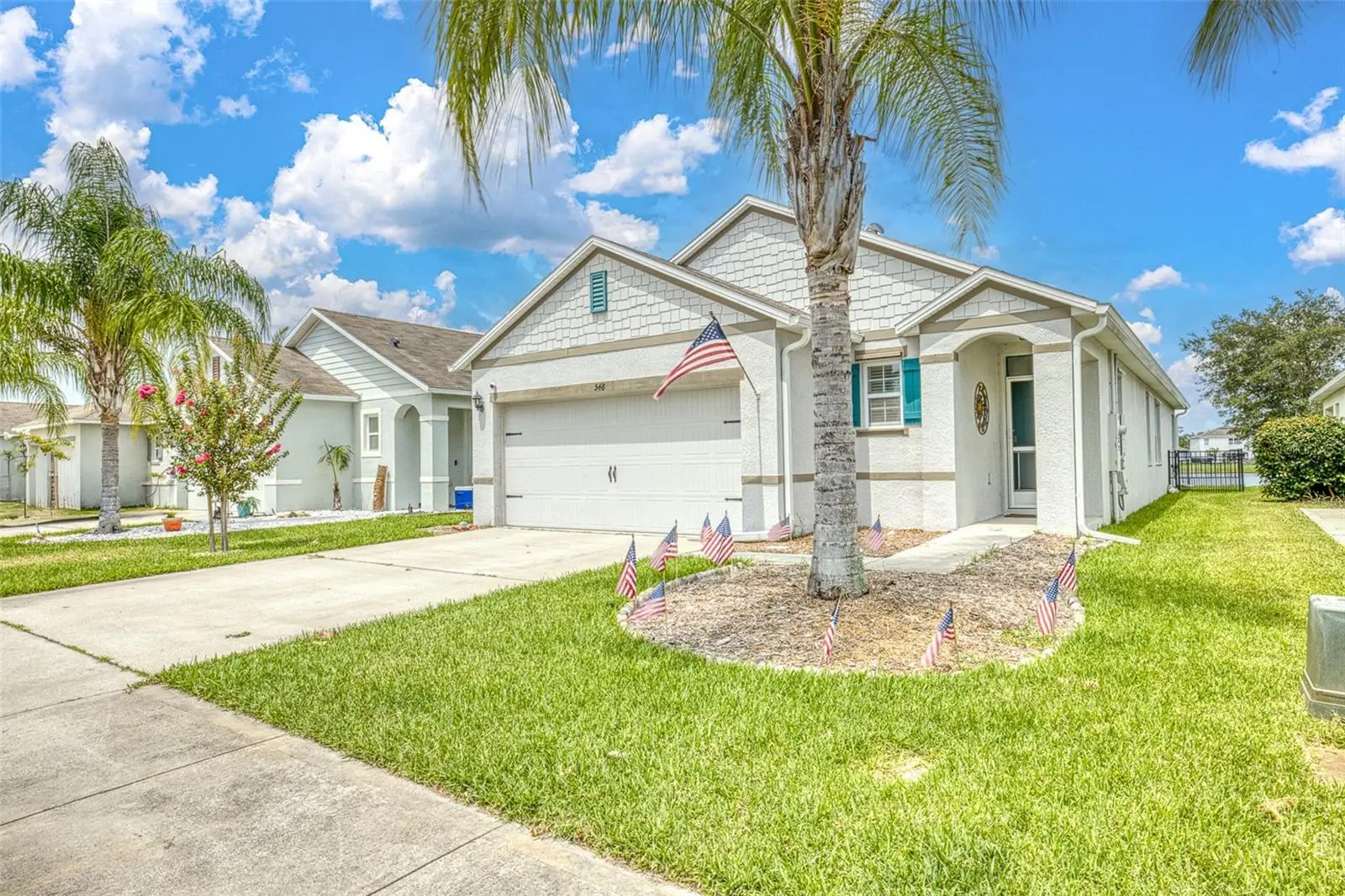 548 Armoyan Way, FL