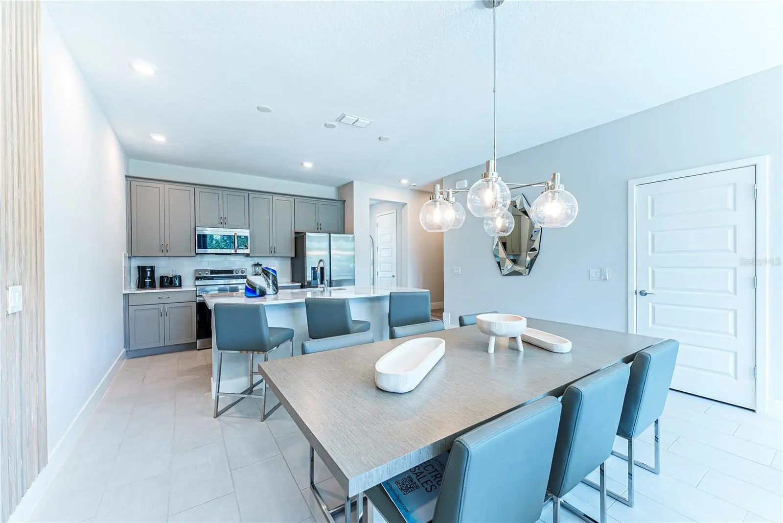 7917 Spectrum Drive, FL