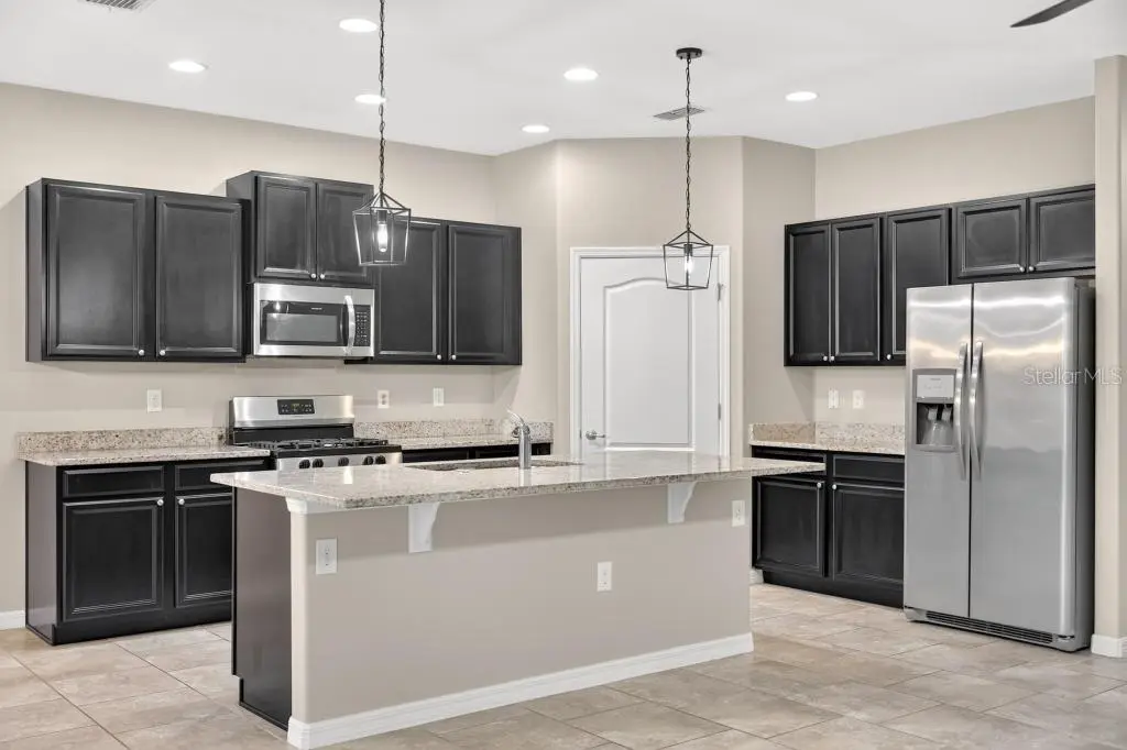 736 Victoria Trails Boulevard, FL