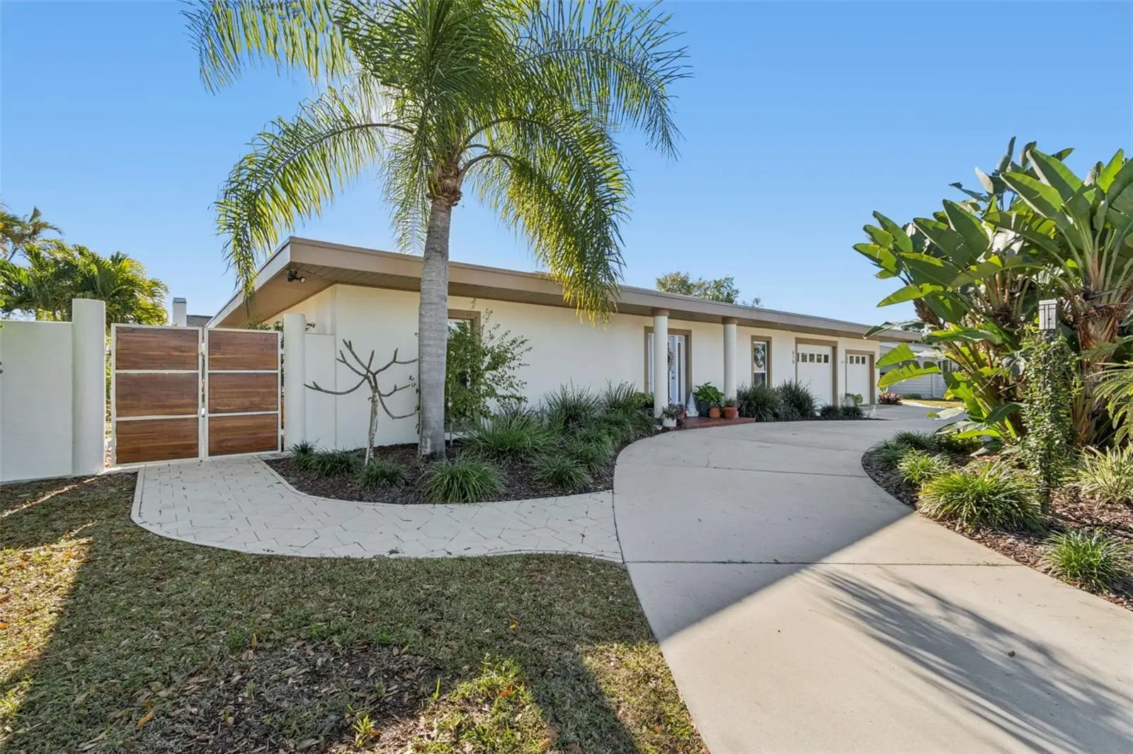 618 Whitfield Avenue, FL