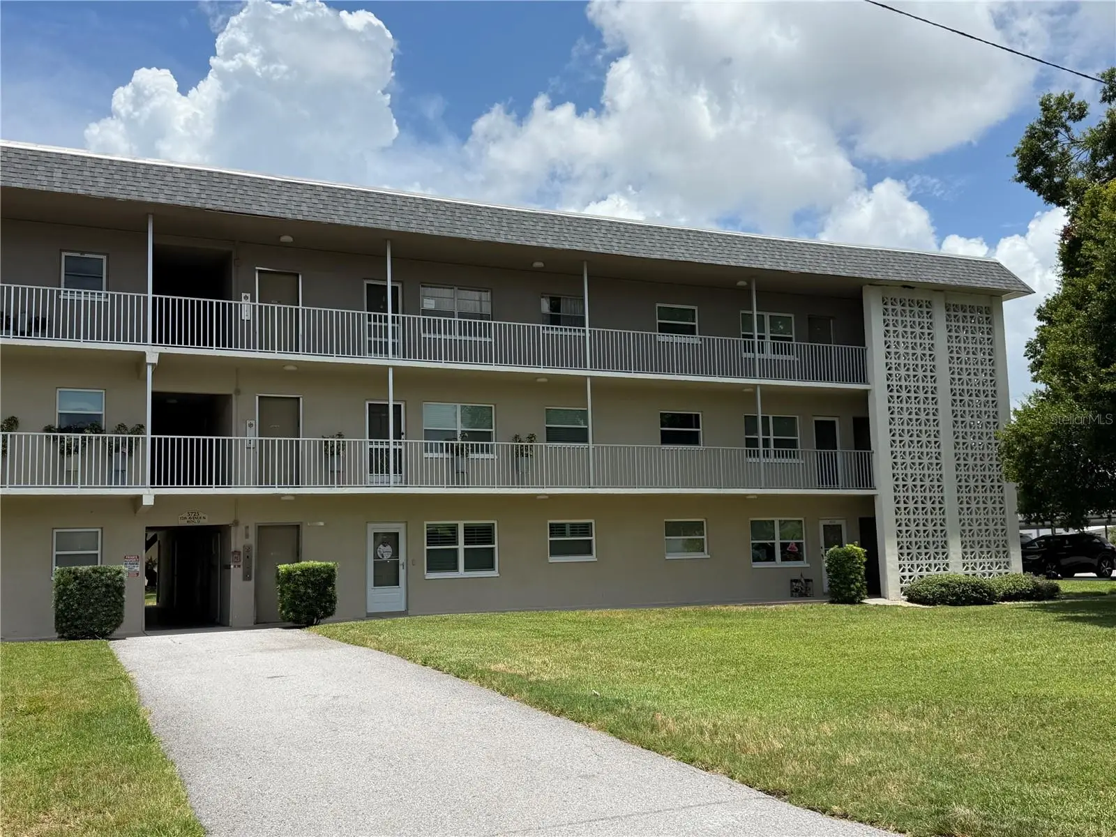 5725 12th Avenue, FL