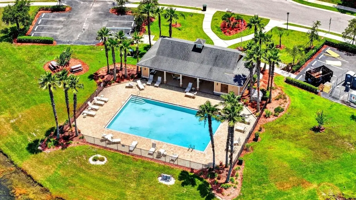 205 Wentworth Grande Drive, FL