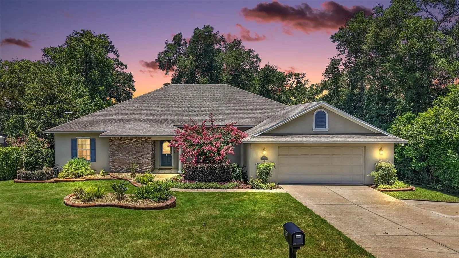 705 Hilltop Court, FL