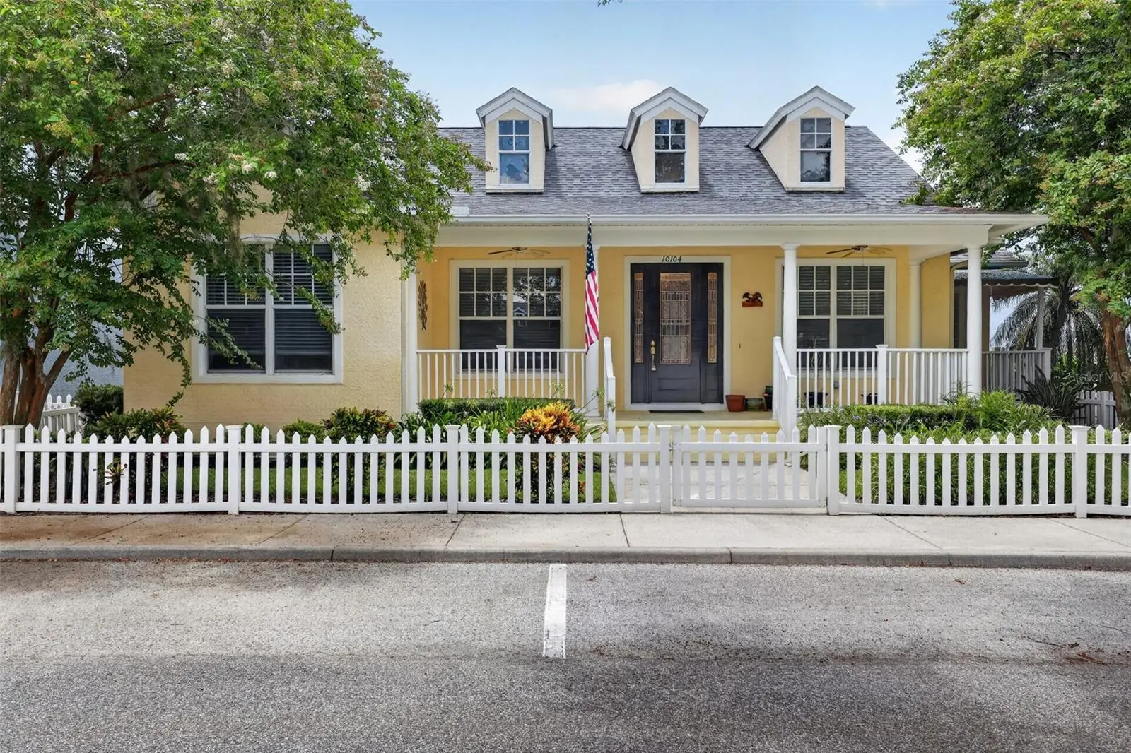 10104 Balcony Street, FL