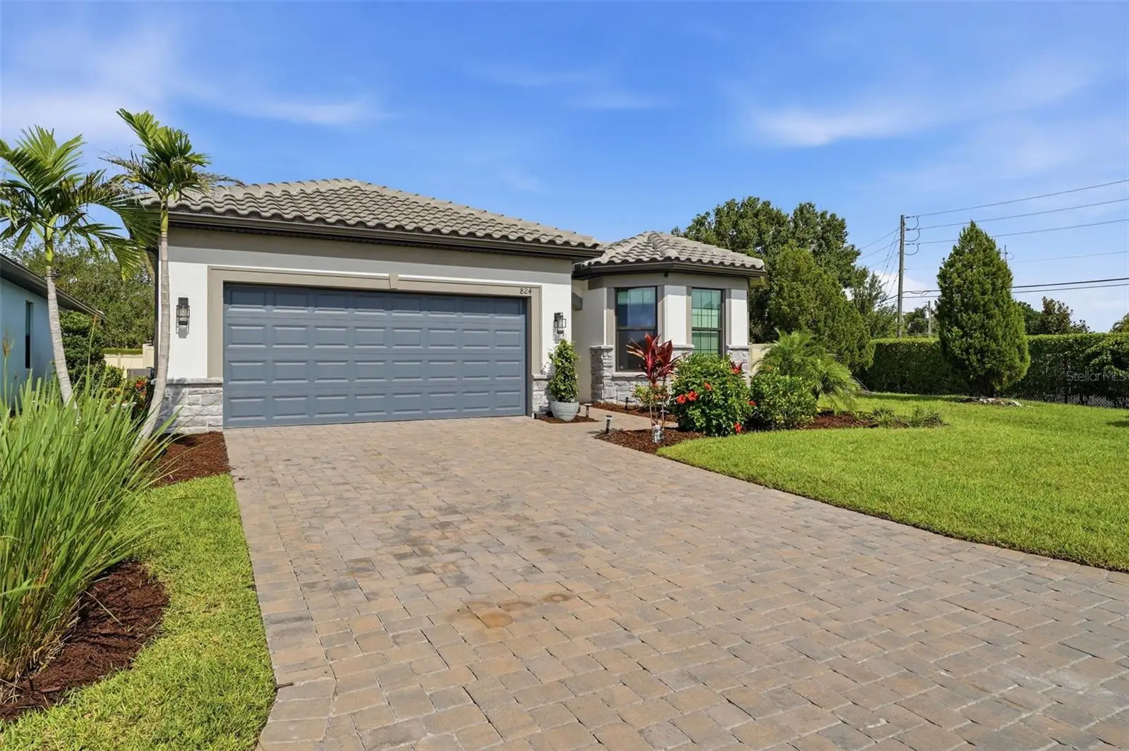 824 Gadwall Court, FL