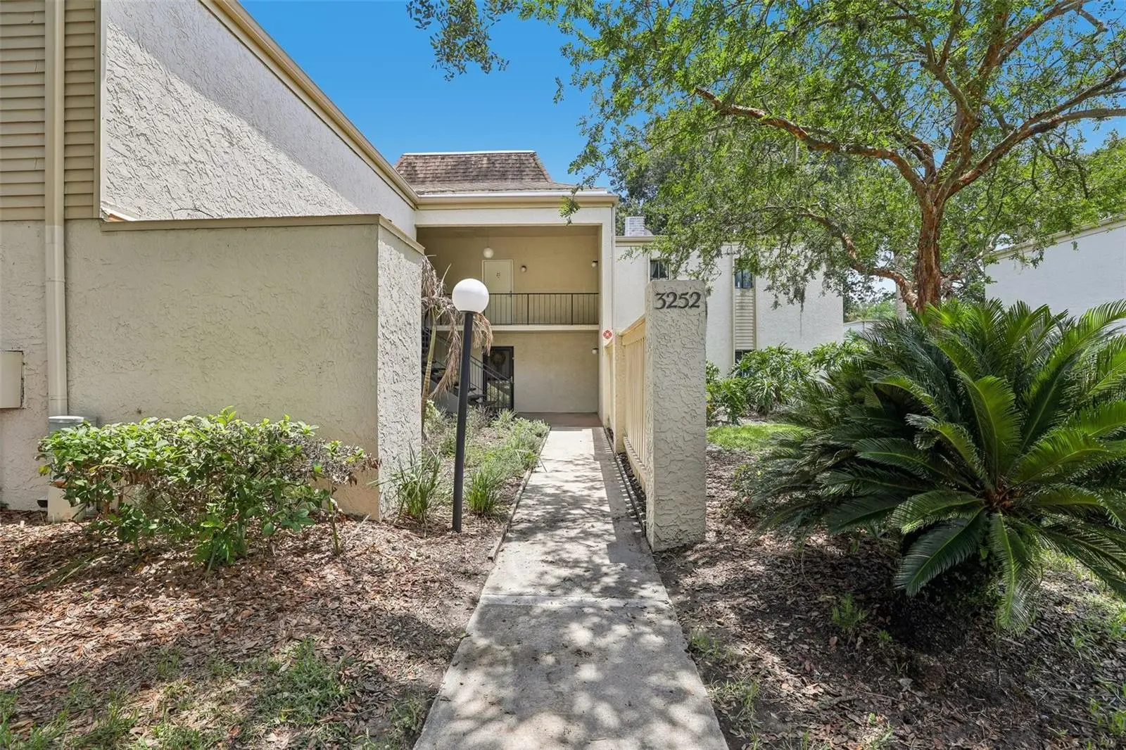 3252 Semoran Boulevard, FL