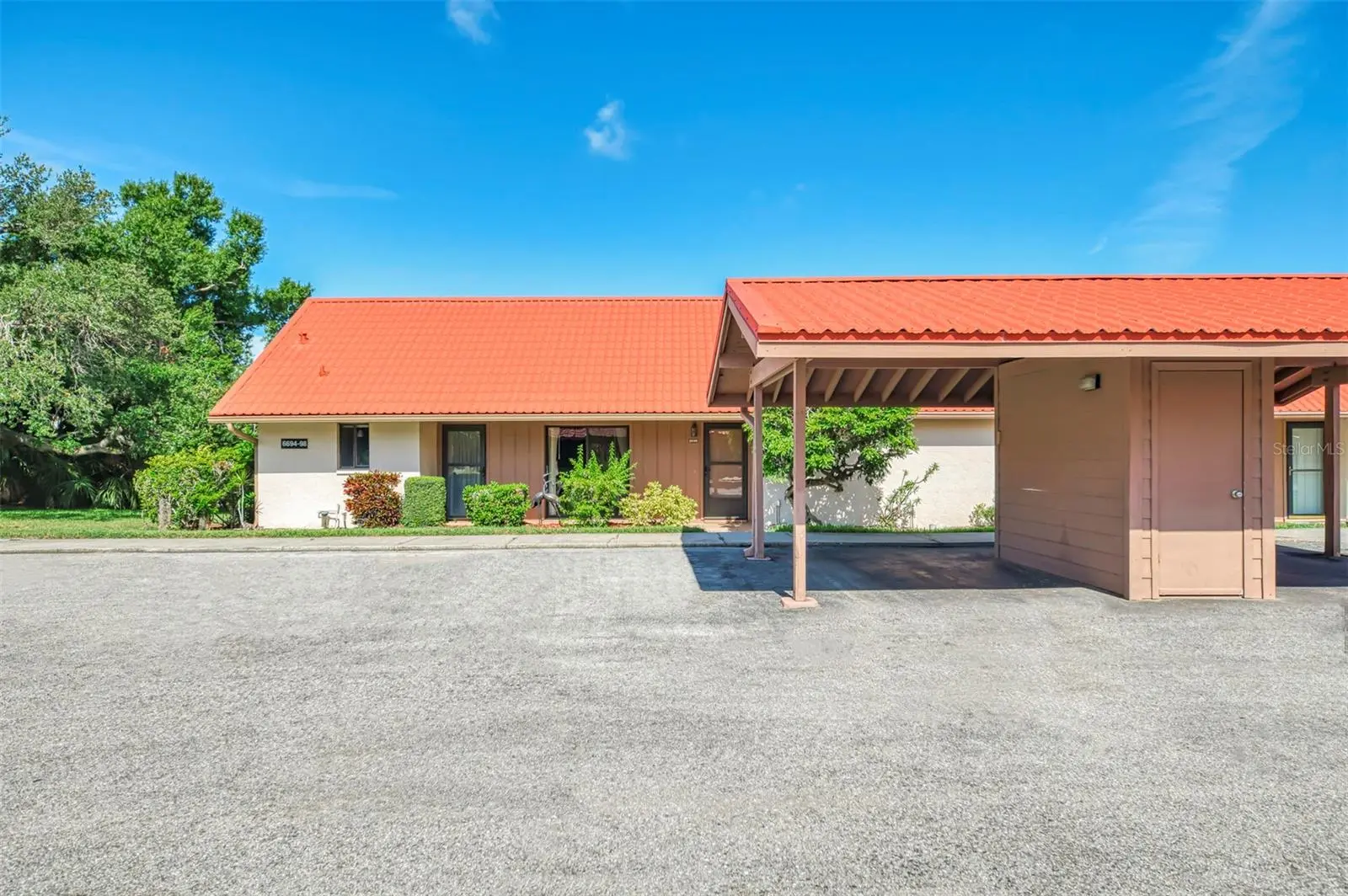 6698 Draw Lane, FL