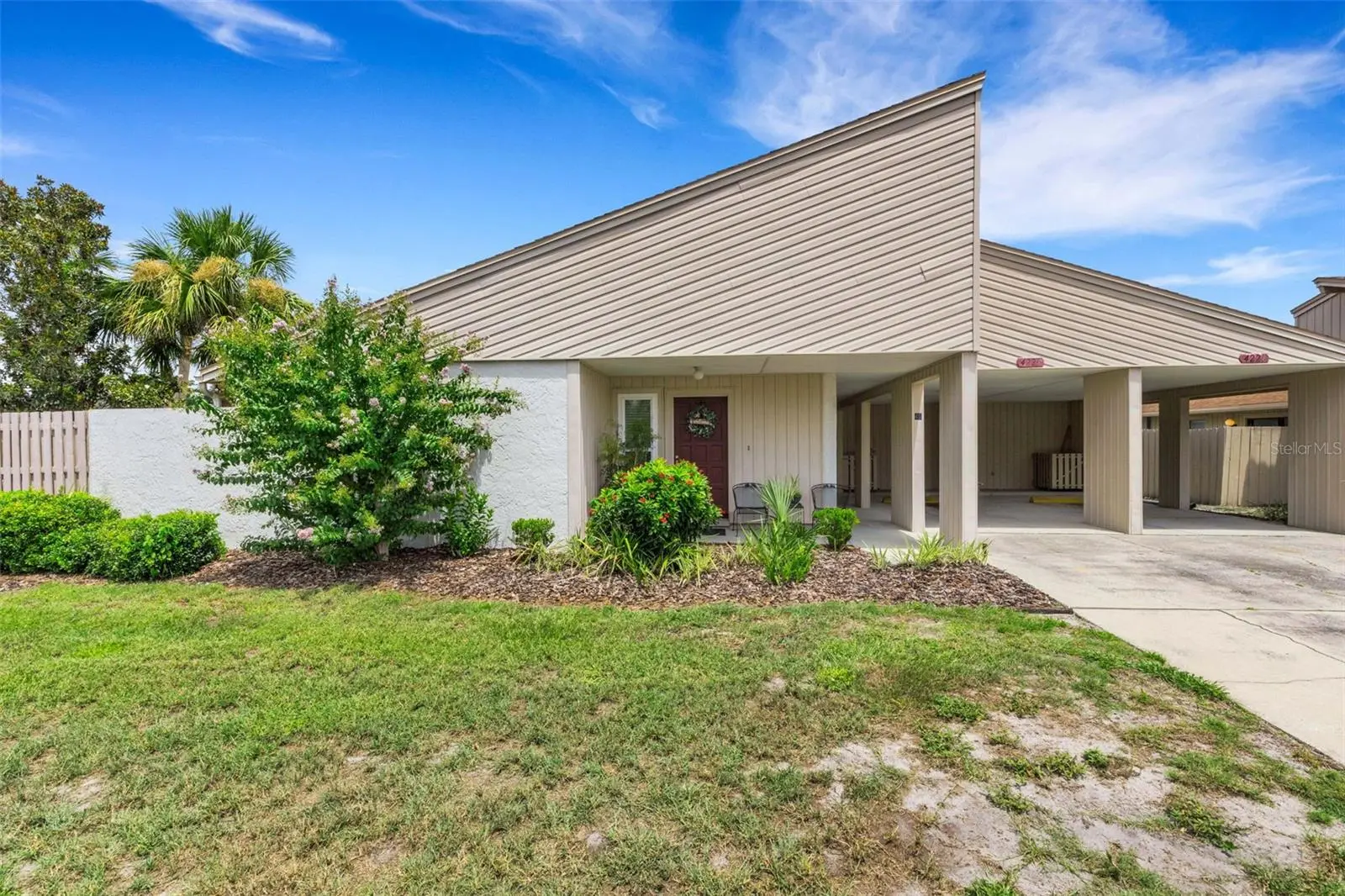 4223 Oak Loop, FL