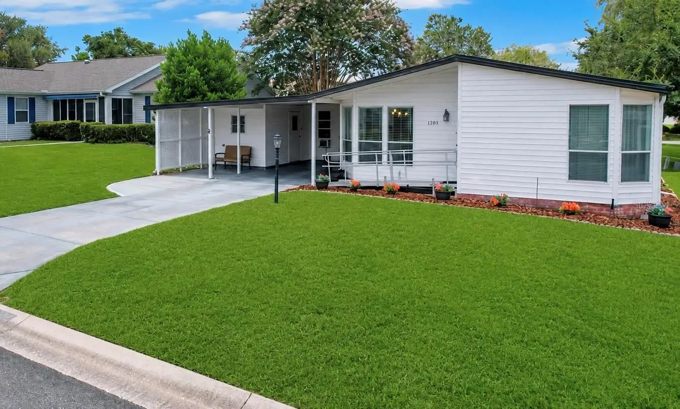 1203 Granada Court, FL