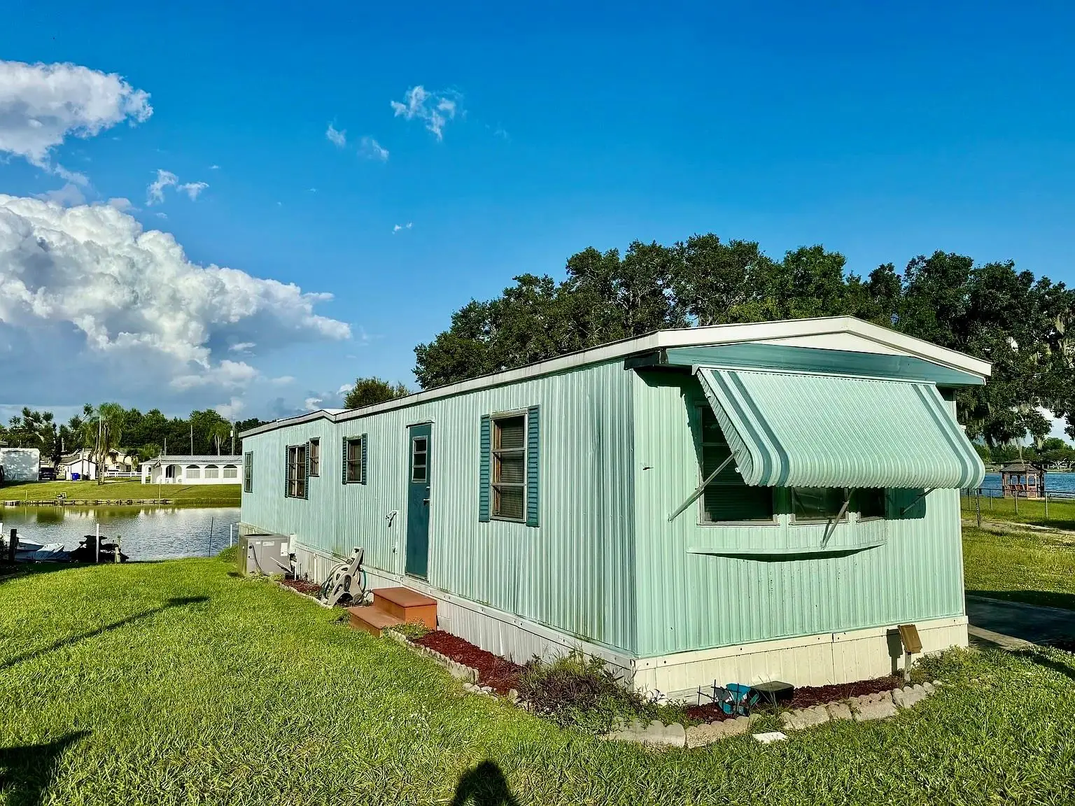 16 Palm Circle, FL