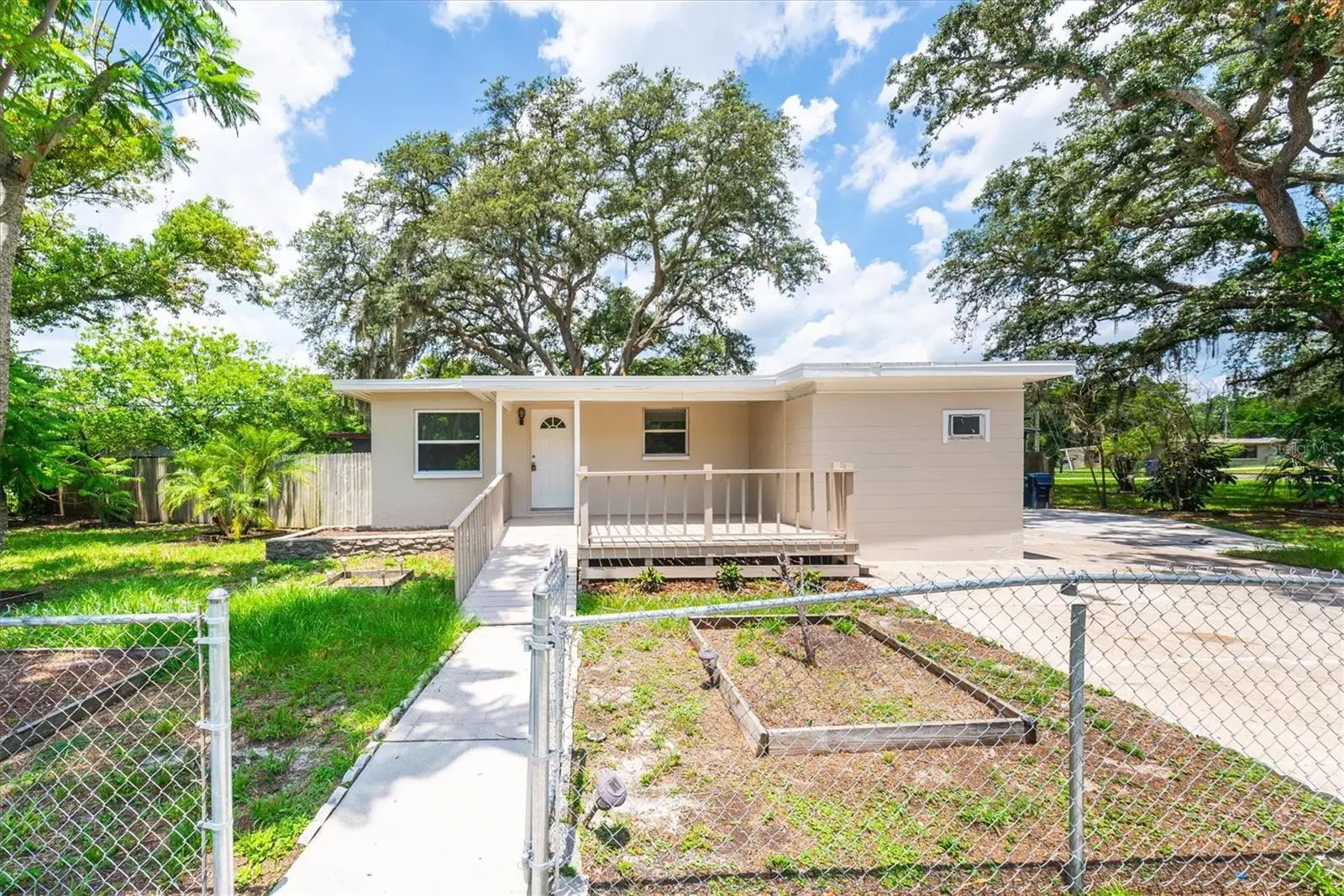 1808 Club Court, FL