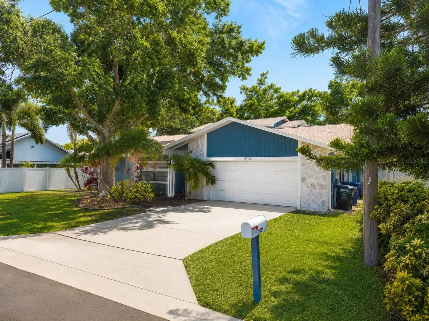 9737 135th Street, FL