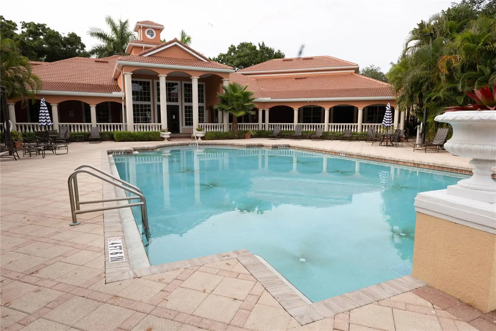 4166 Central Sarasota Parkway, FL