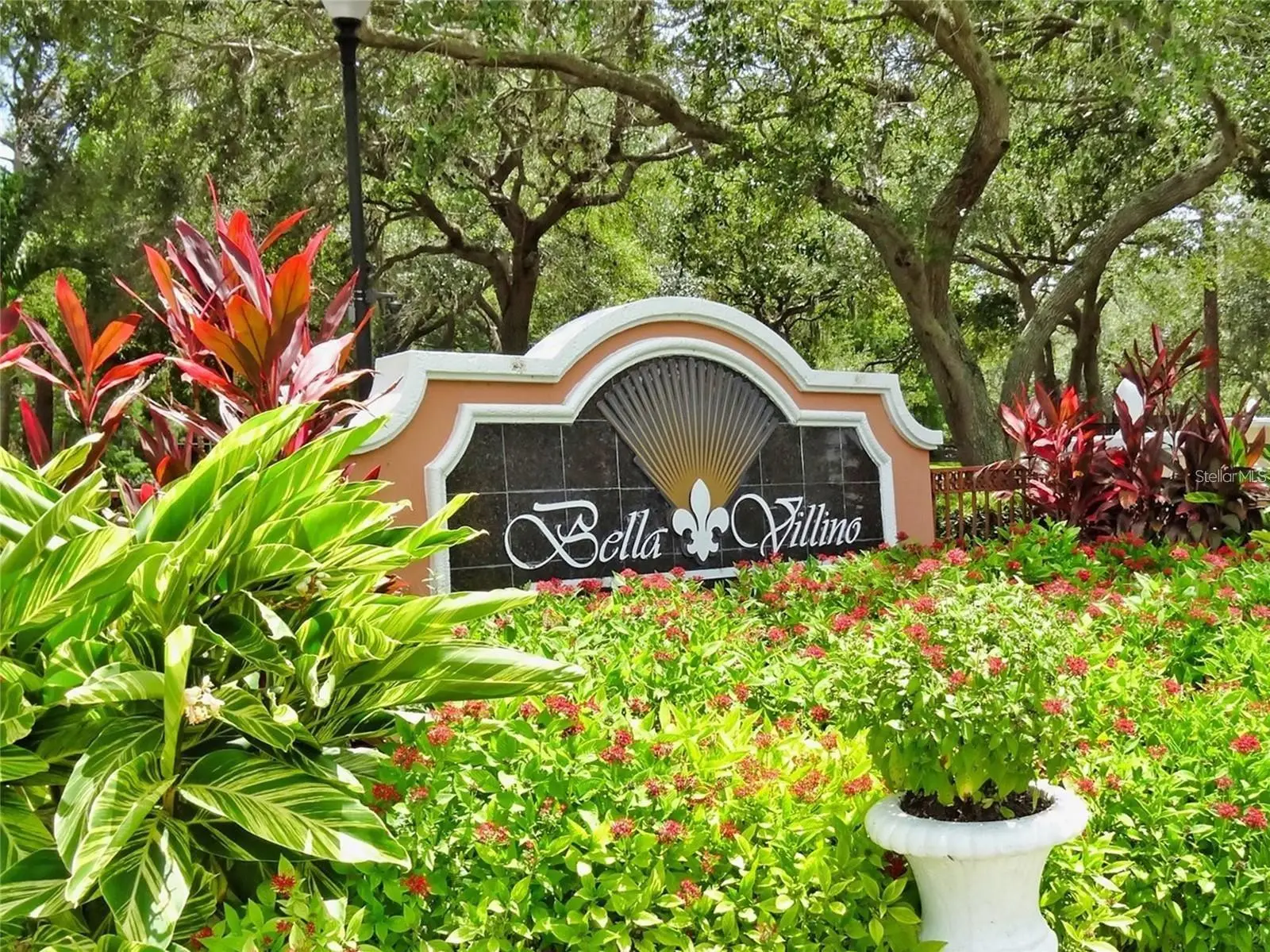 4166 Central Sarasota Parkway, FL