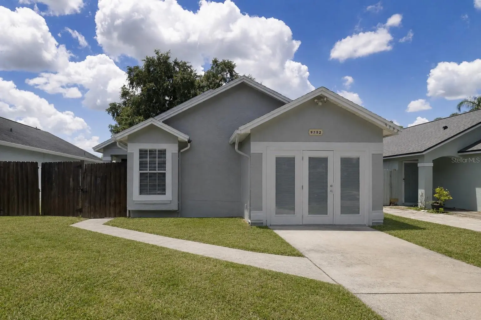 9752 Piney Point Circle, FL
