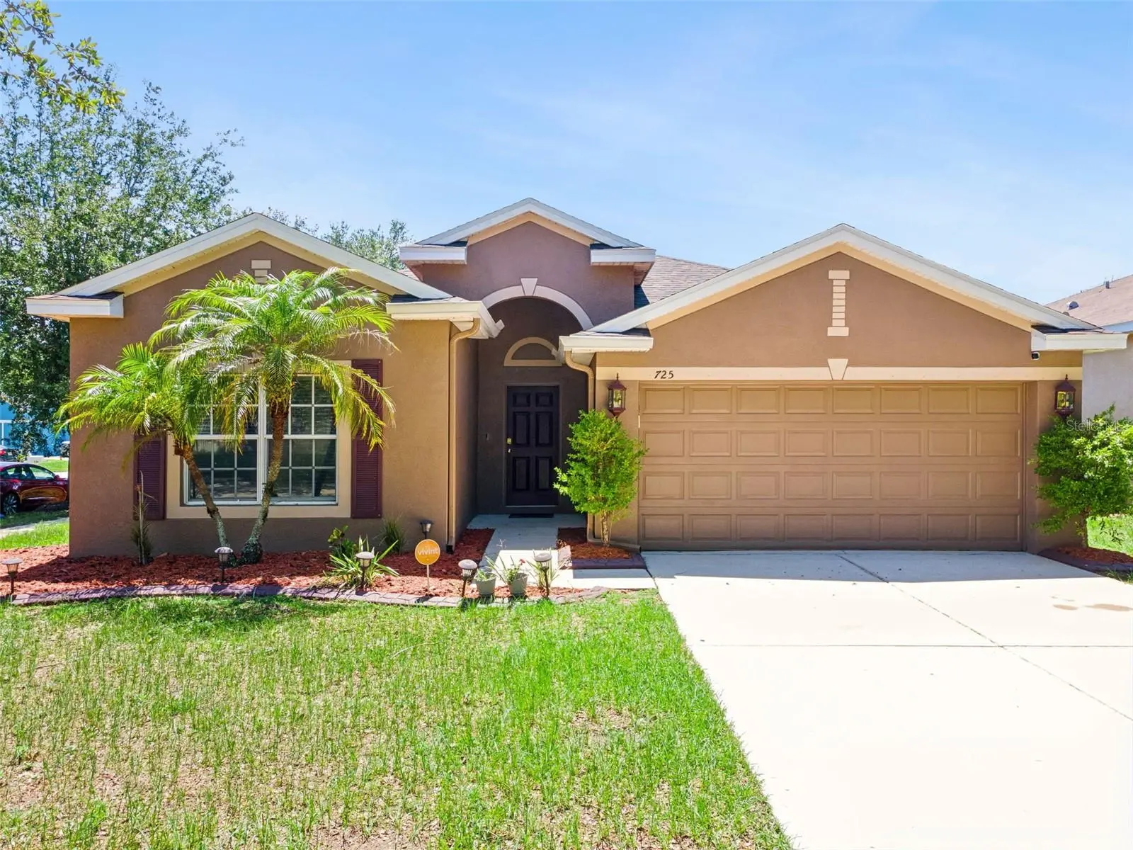 725 Star Pointe Drive, FL