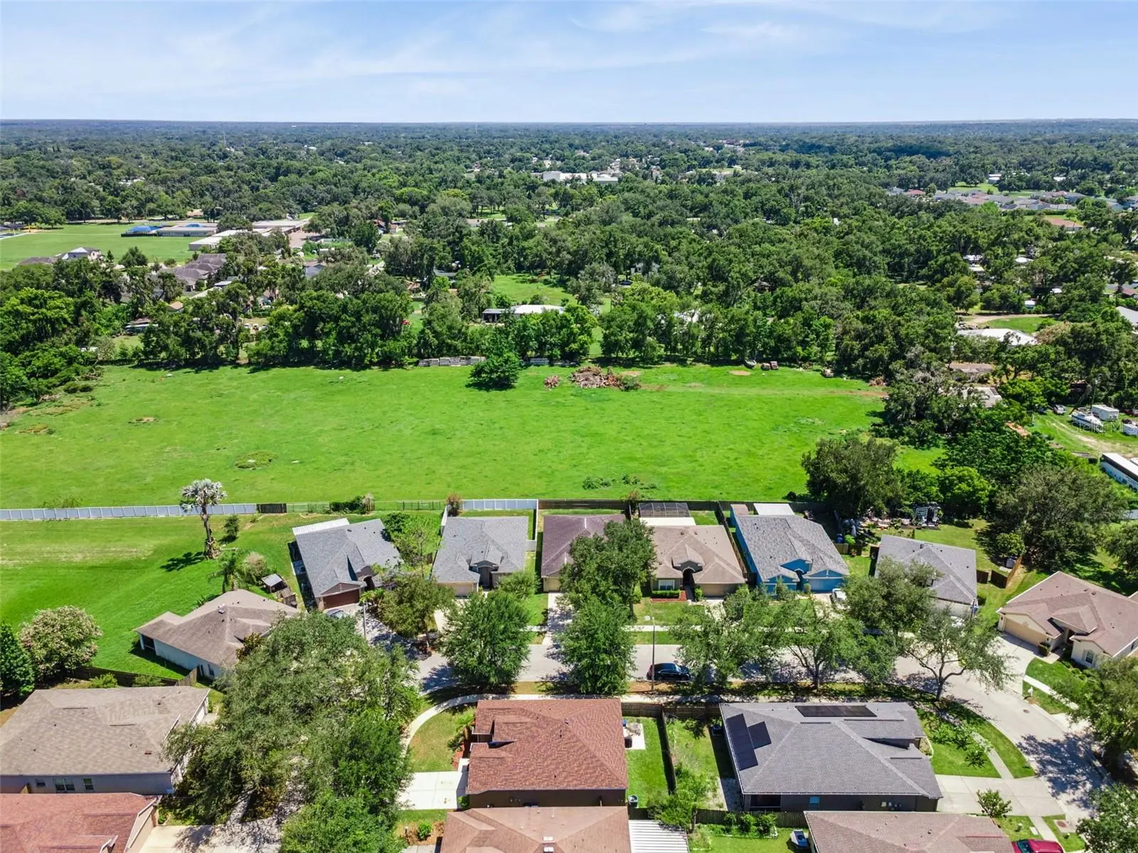 725 Star Pointe Drive, FL